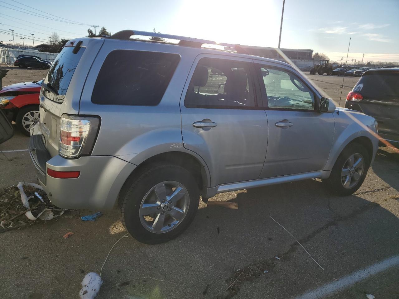 Image 3 of 2011 MERCURY MARINER PREMIER 2011 with VIN 4M2CN8H76BKJ01477