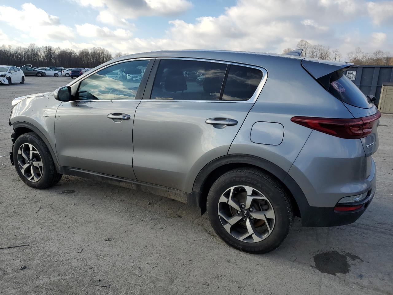 Obraz 2 z 2020 KIA SPORTAGE LX 2020 z VIN KNDPMCAC6L7731122