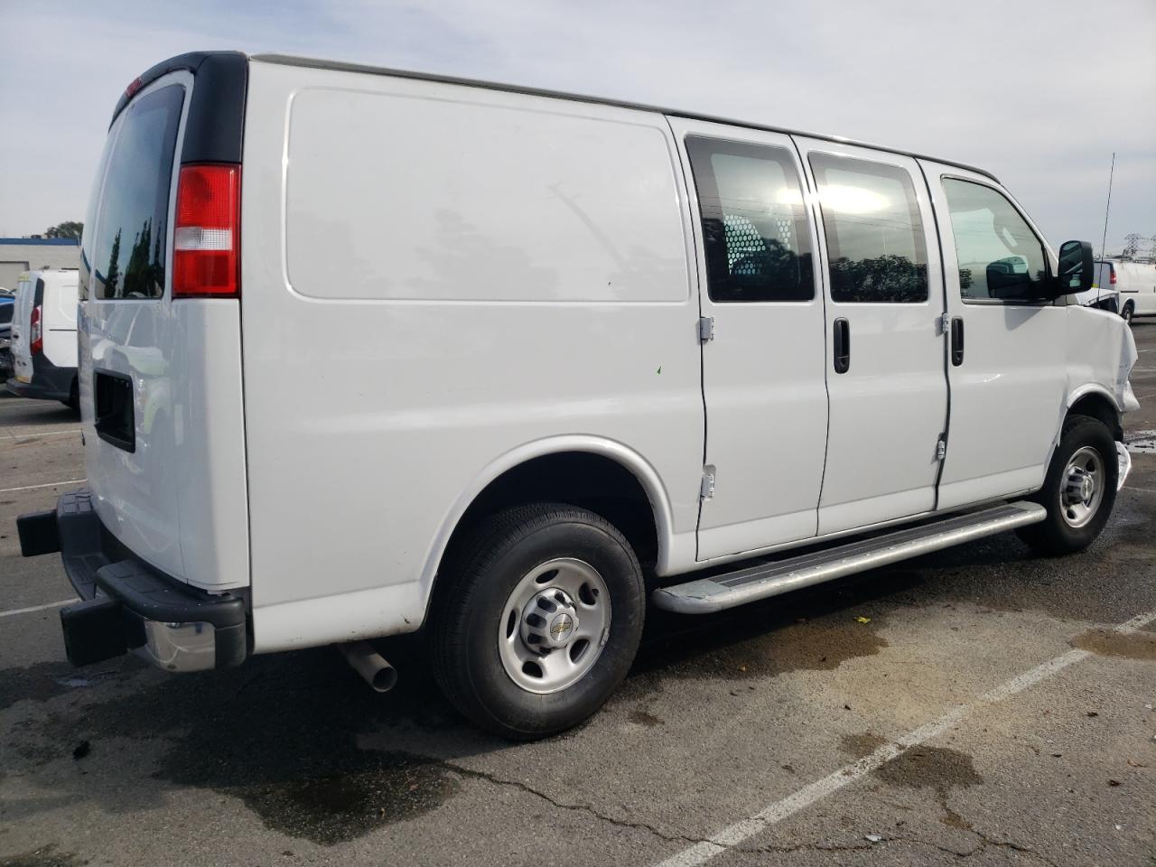 Изображение 3 2022 CHEVROLET EXPRESS G2500  2022 с VIN 1GCWGAFP1N1269416