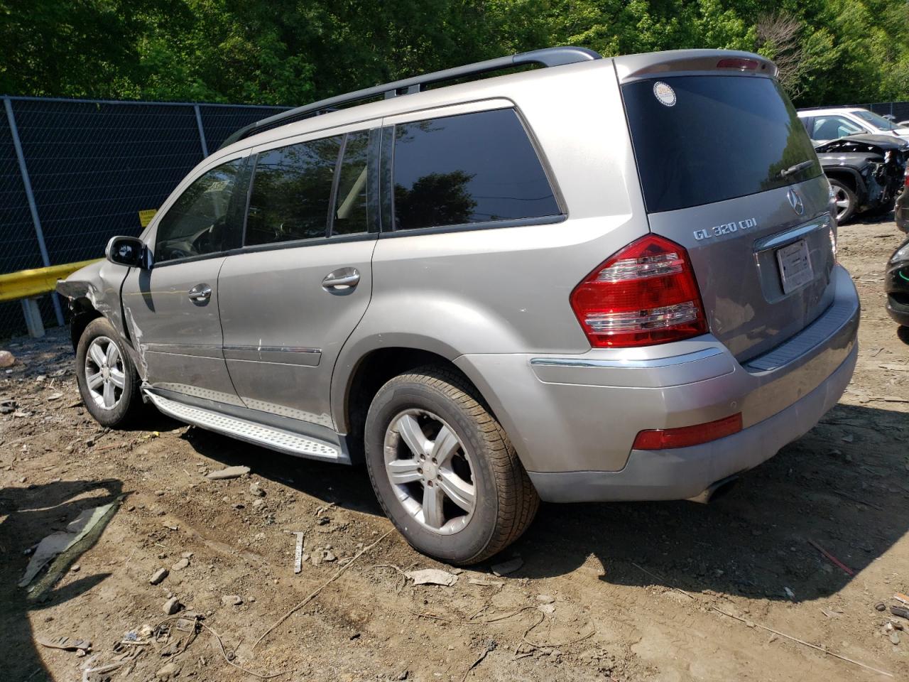 Image 2 of 2008 MERCEDES-BENZ GL 320 CDI 2008 with VIN 4JGBF22E28A359962