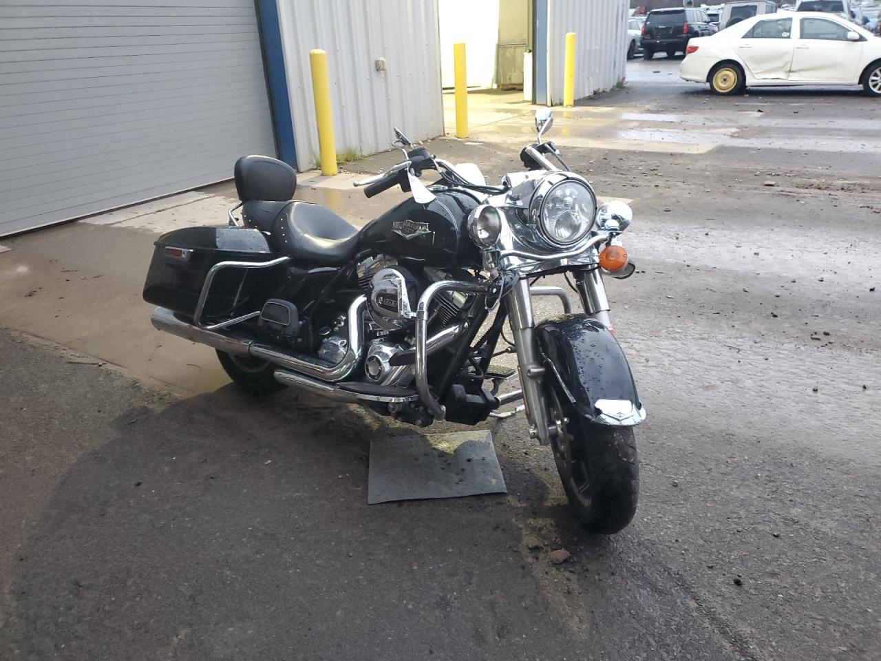 Obraz 1 z 2014 HARLEY-DAVIDSON FLHR ROAD KING 2014 z VIN 1HD1FBM14EB700776