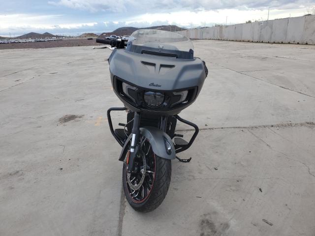 Obraz 2 z 2023 INDIAN MOTORCYCLE CO. CHALLENGER DARK HORSE 2023 z VIN 56KLCCRR3P3418692