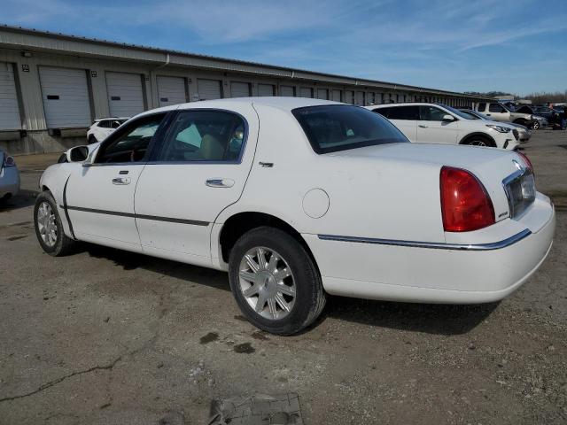 Изображение 2 2009 LINCOLN TOWN CAR SIGNATURE LIMITED 2009 с VIN 2LNHM82V39X625873