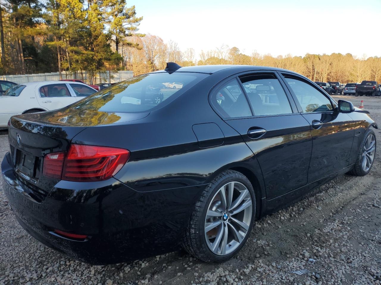 Obraz 3 z 2016 BMW 528 I 2016 z VIN WBA5A5C51GG347049