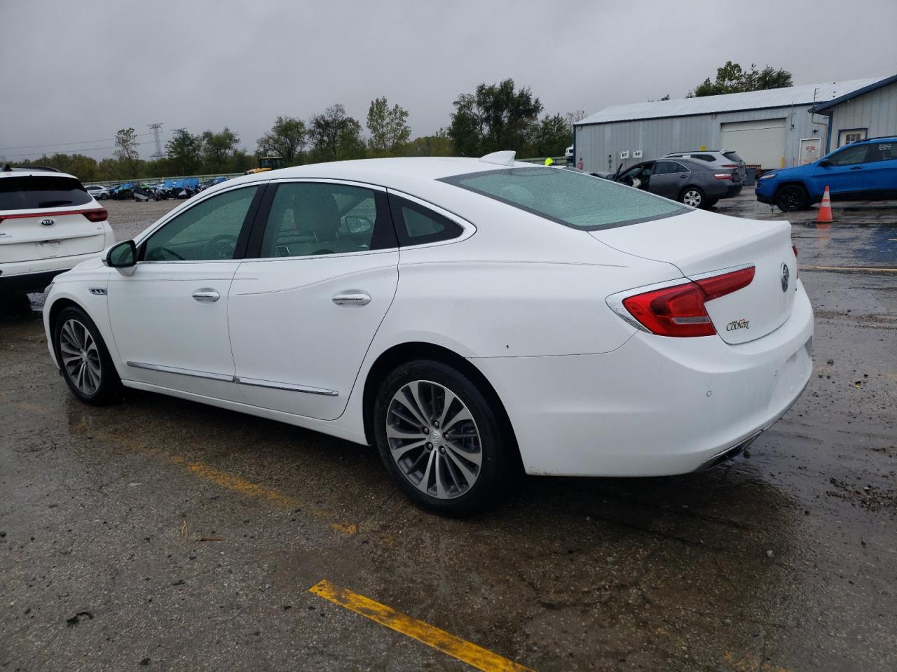 Image 2 of 2019 BUICK LACROSSE ESSENCE 2019 with VIN 1G4ZR5SS7KU100340