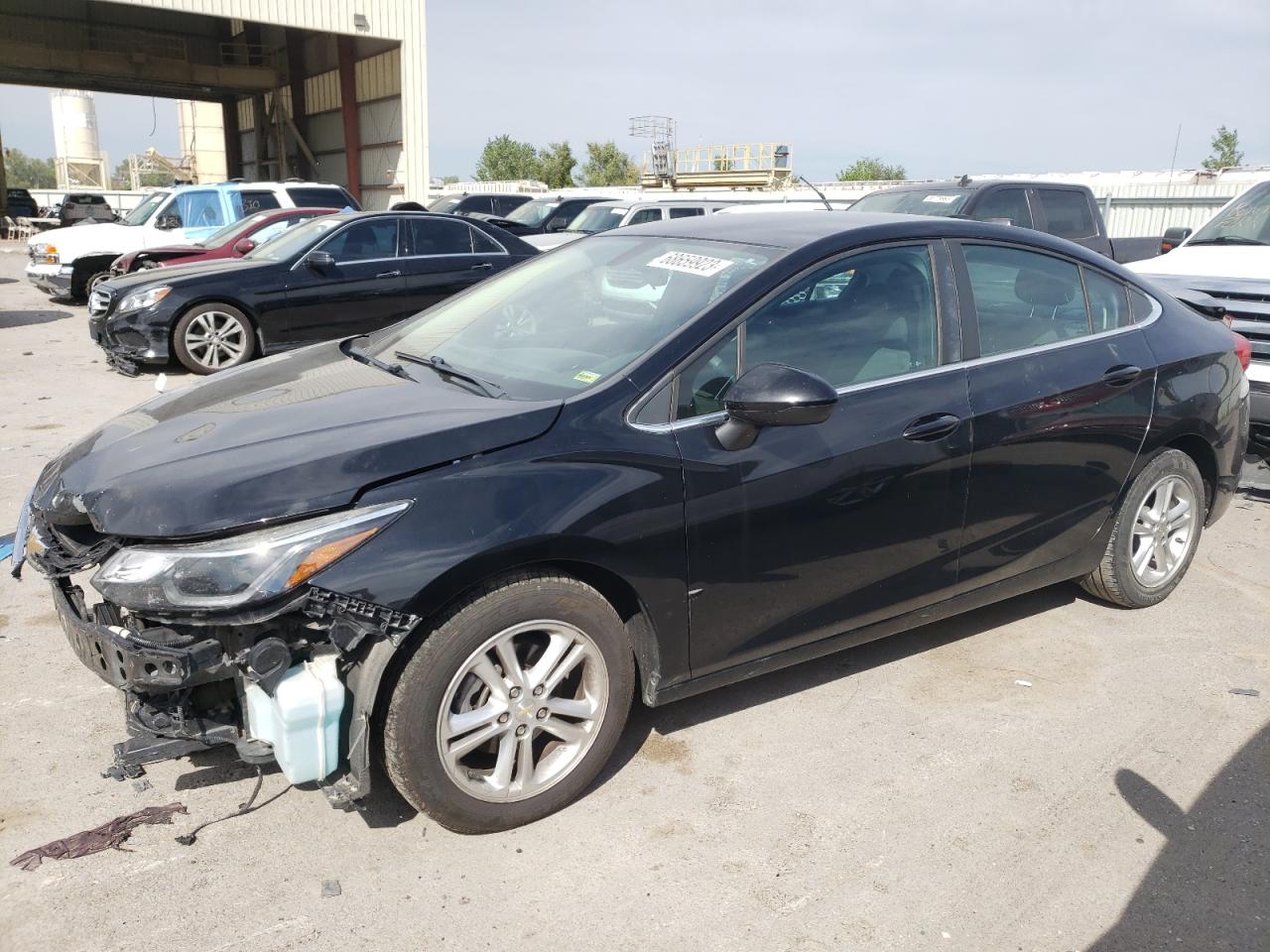 Obraz 1 z 2016 CHEVROLET CRUZE LT 2016 z VIN 1G1BE5SM8G7271566