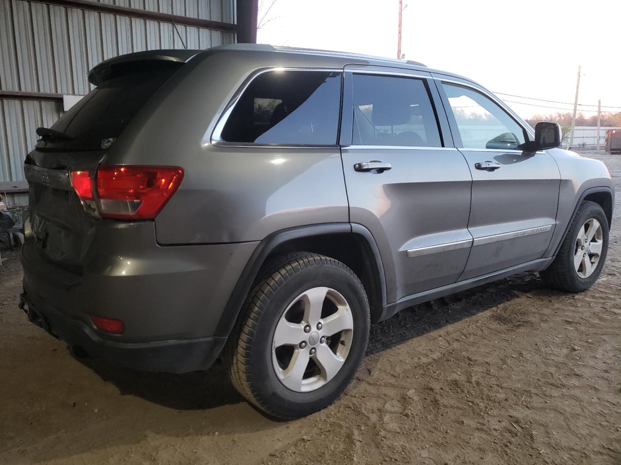 Obraz 3 z 2011 JEEP GRAND CHEROKEE LAREDO 2011 z VIN 1J4RS4GG4BC739492