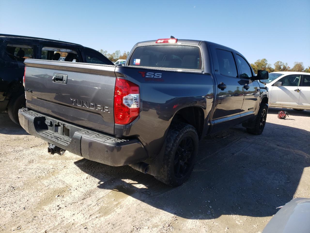 Изображение 3 Toyota Tundra Crewmax Sr5 2021 с VIN 5TFDY5F1XMX003444