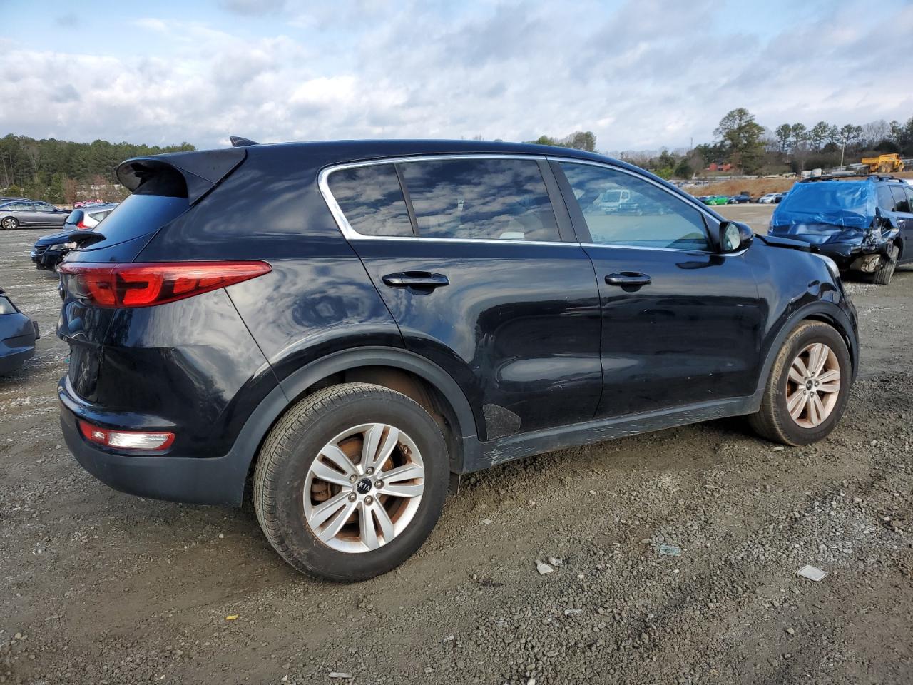 Изображение 3 2017 KIA SPORTAGE LX 2017 с VIN KNDPM3AC3H7082497