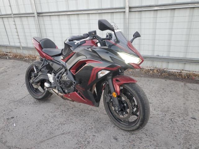 Obraz 1 z 2021 KAWASAKI EX650 M 2021 z VIN ML5EXEM13MDA36293