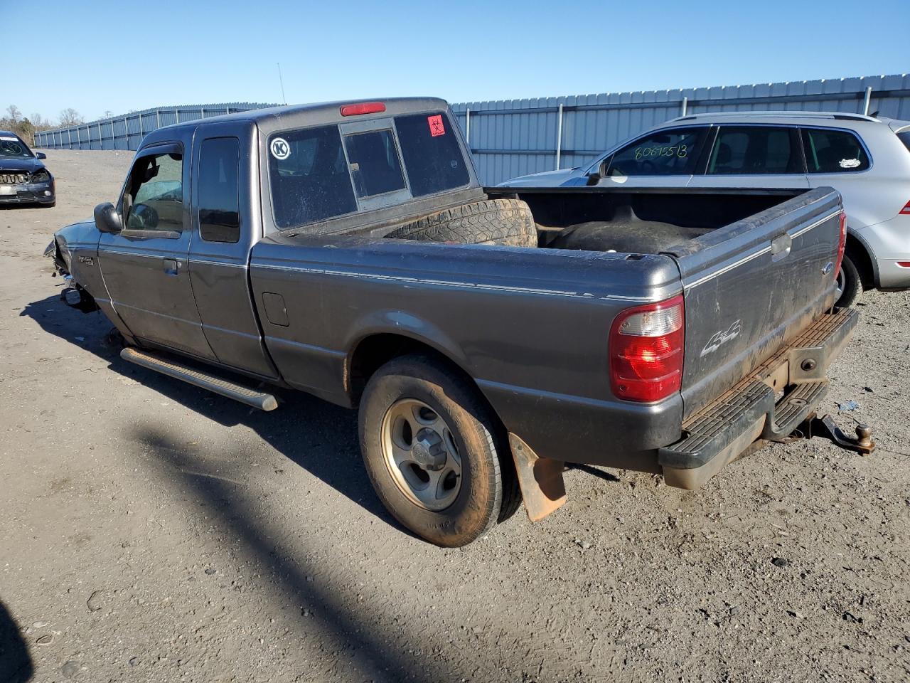 Image 2 of 2004 FORD RANGER SUPER CAB 2004 with VIN 1FTZR45E64TA02011
