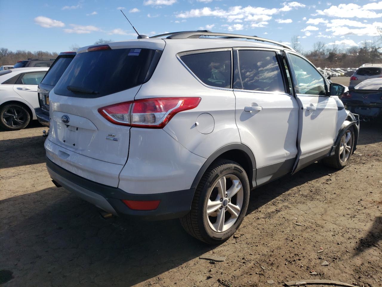 Изображение 3 2015 FORD ESCAPE SE 2015 с VIN 1FMCU9G90FUA81279