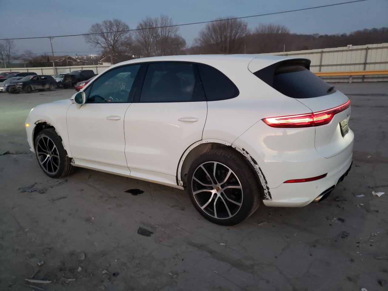 Image 2 of 2019 PORSCHE CAYENNE  2019 with VIN WP1AA2AY5KDA08378