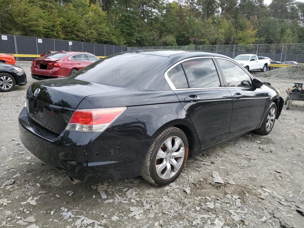 Image 3 of 2010 HONDA ACCORD EXL 2010 with VIN 1HGCP2F81AA023091