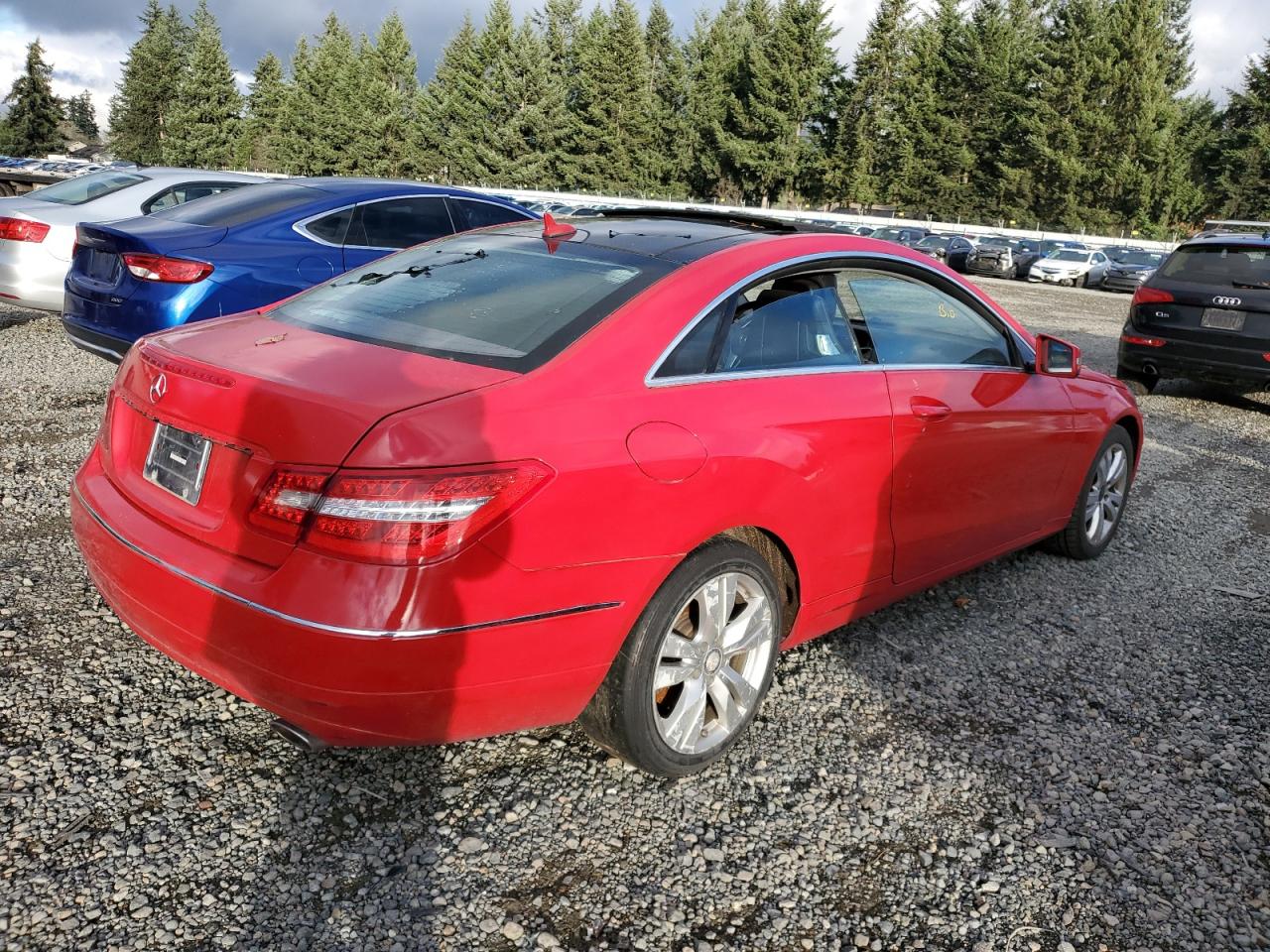 Image 3 of 2012 MERCEDES-BENZ E 350 2012 with VIN WDDKJ5KB2CF137370
