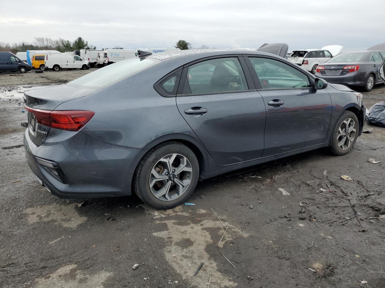 Image 3 of 2020 KIA FORTE FE 2020 with VIN 3KPF24AD1LE238724