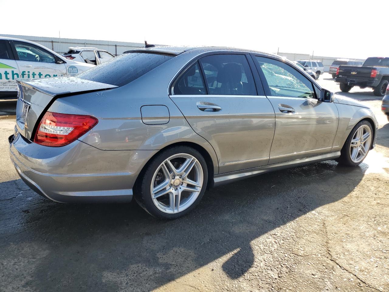 Изображение 3 2013 MERCEDES-BENZ C 250 2013 с VIN WDDGF4HB3DA801179