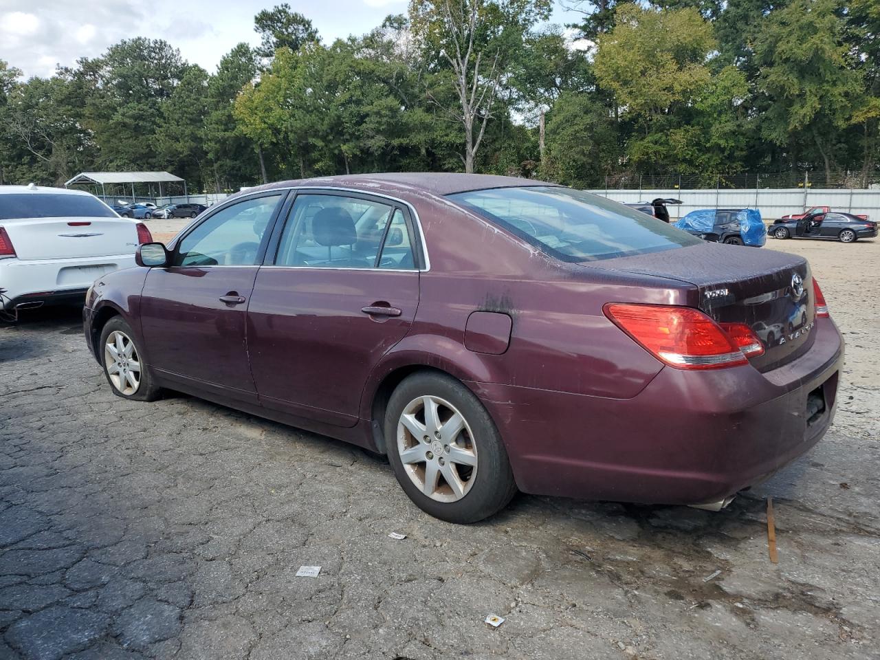 Obraz 2 z 2005 TOYOTA AVALON XL 2005 z VIN 4T1BK36B85U033031