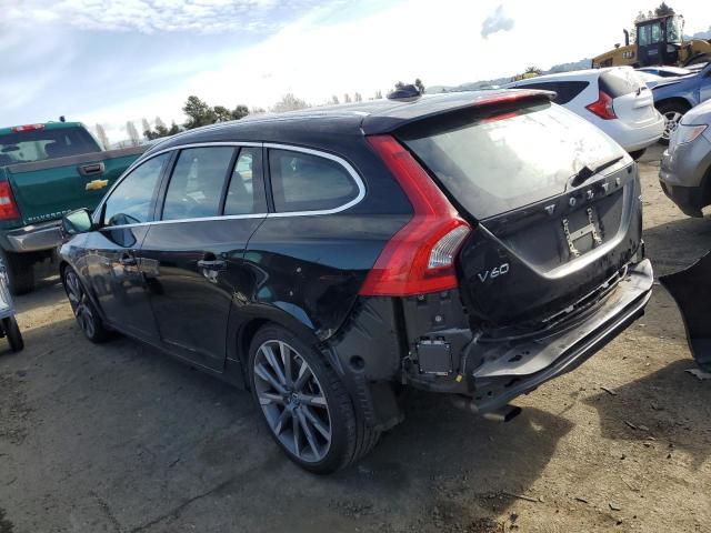 Obraz 2 z 2015 VOLVO V60 PLATINUM 2015 z VIN YV140MEM5F1231963