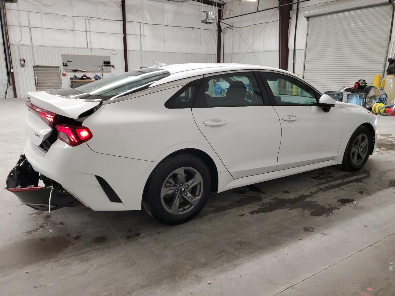 Изображение 3 2021 KIA K5 LXS 2021 с VIN 5XXG14J21MG063048