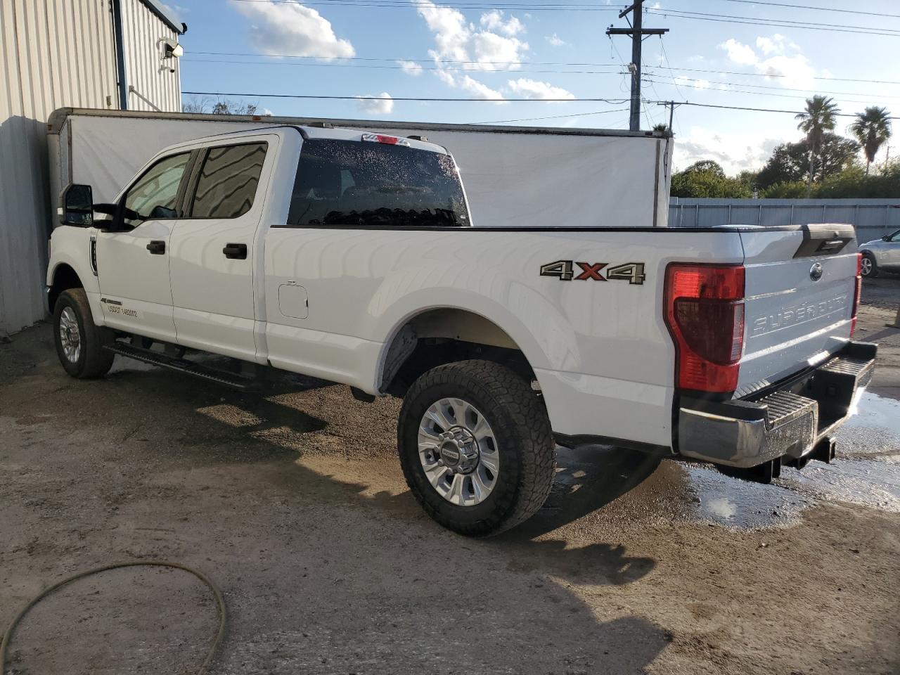 Image 2 of 2022 FORD F350 SUPER DUTY 2022 with VIN 1FT8W3BT1NEF60016