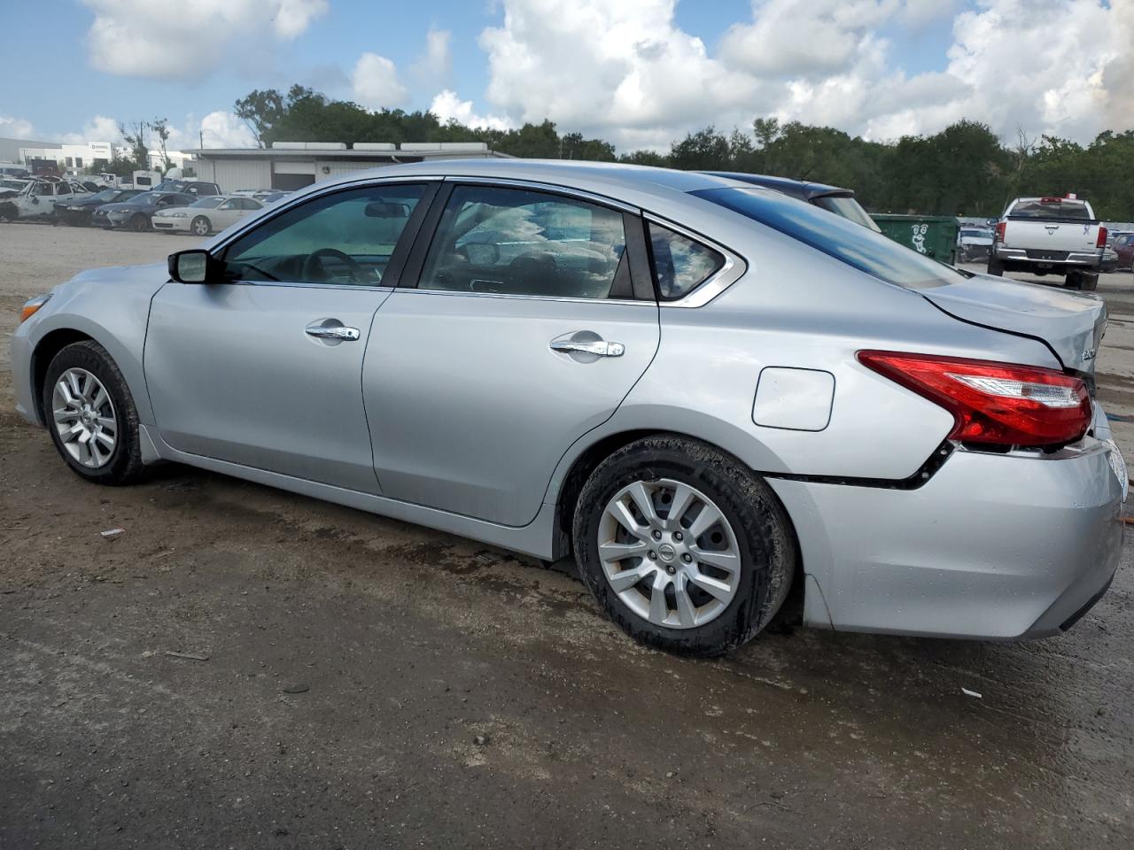 Image 2 of 2016 NISSAN ALTIMA 2.5 2016 with VIN 1N4AL3AP0GC162668