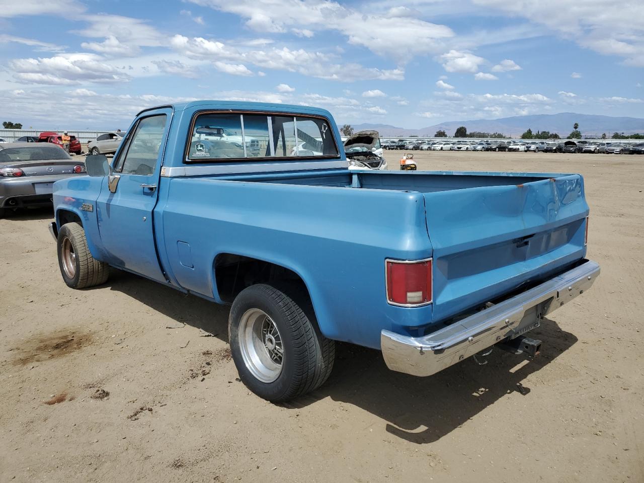 Obraz 2 z 1986 GMC C1500  1986 z VIN 1GTDC14FXGJ505352
