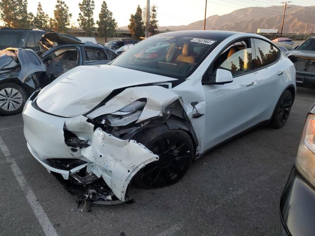 Obraz 1 z 2022 TESLA MODEL Y  2022 z VIN 7SAYGDEE5NF510057