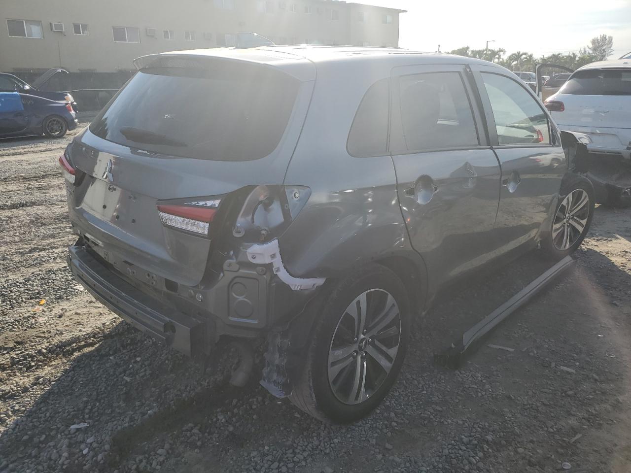 Изображение 3 2021 MITSUBISHI OUTLANDER SPORT ES 2021 с VIN JA4APUAU2MU016427