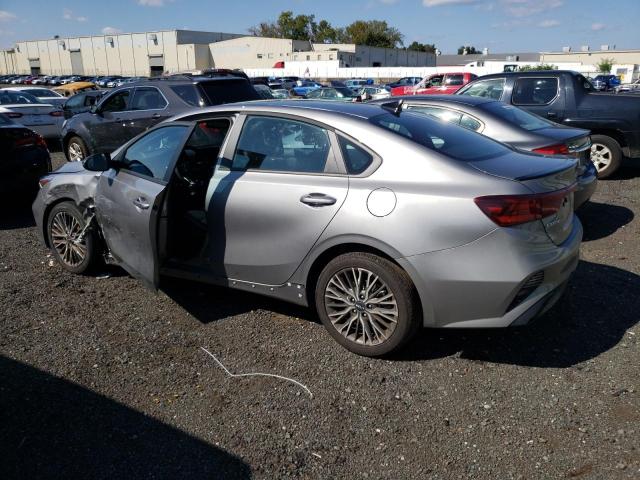 Obraz 2 z 2023 KIA FORTE GT LINE 2023 z VIN 3KPF54AD5PE637553