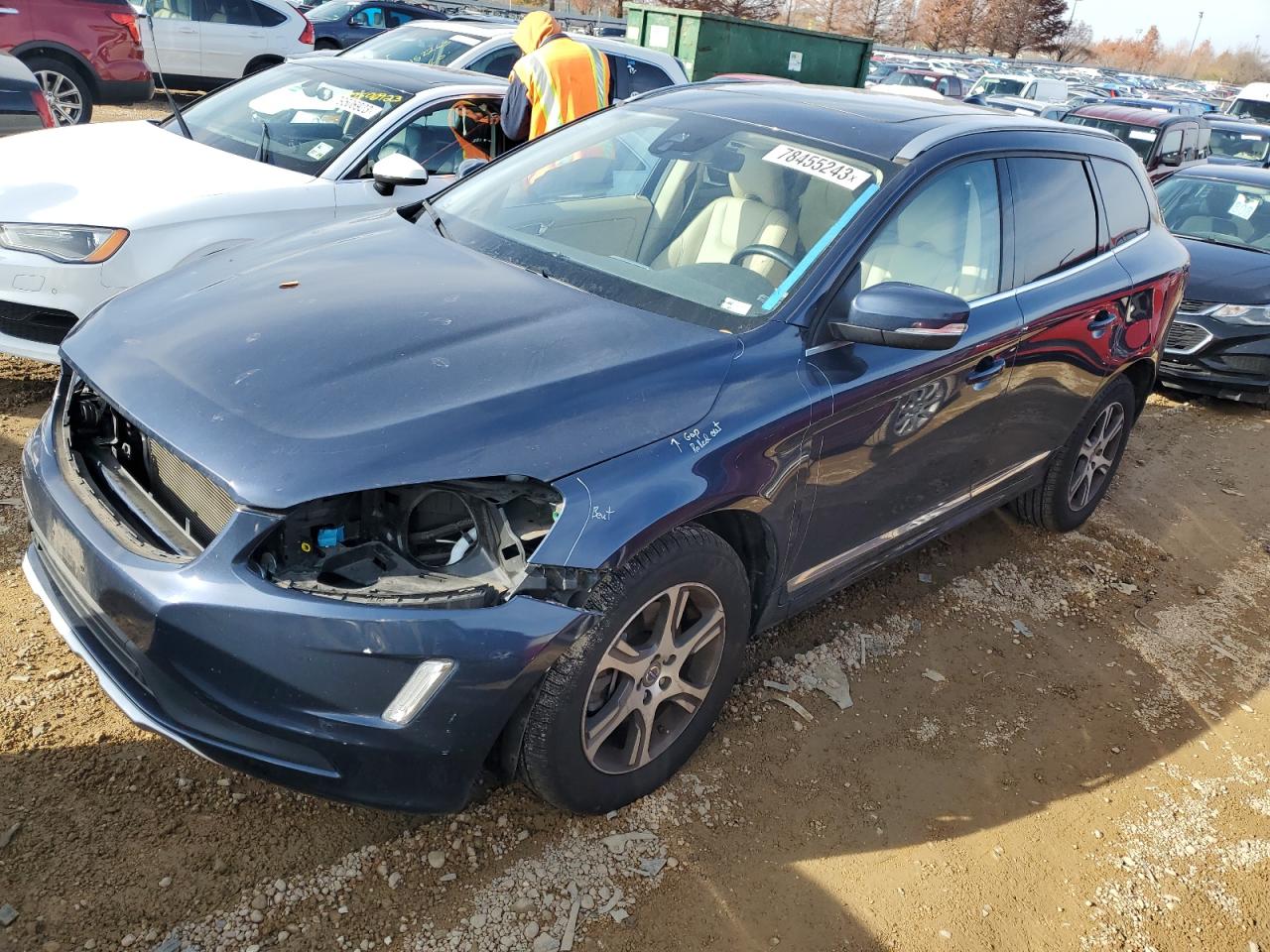 Изображение 2015 VOLVO XC60 T6 PREMIER 2015