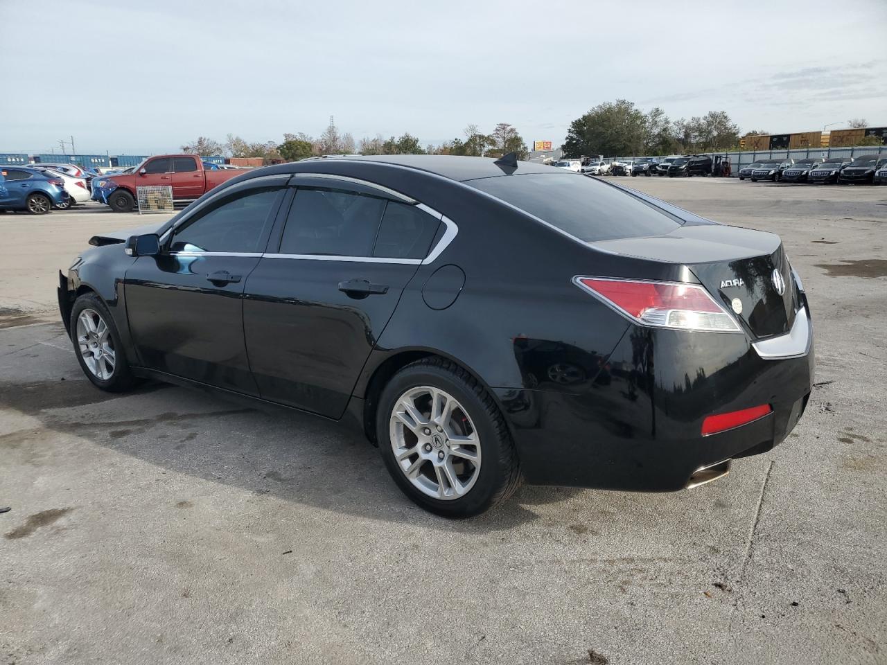 Изображение 2 2010 ACURA TL  2010 с VIN 19UUA8F20AA001457