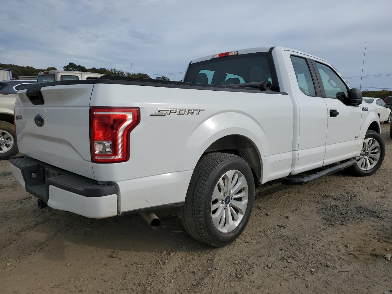 Изображение 3 2016 FORD F150 SUPER CAB 2016 с VIN 1FTEX1CP3GKE58680