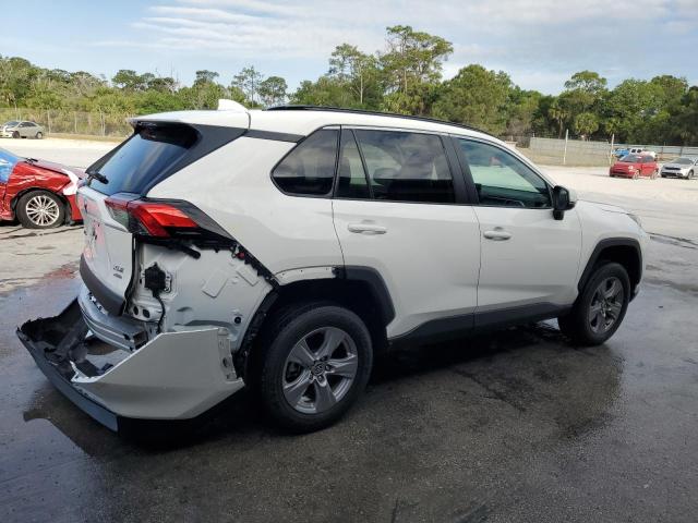 Obraz 3 z 2022 TOYOTA RAV4 XLE 2022 z VIN 2T3P1RFVXNC293395