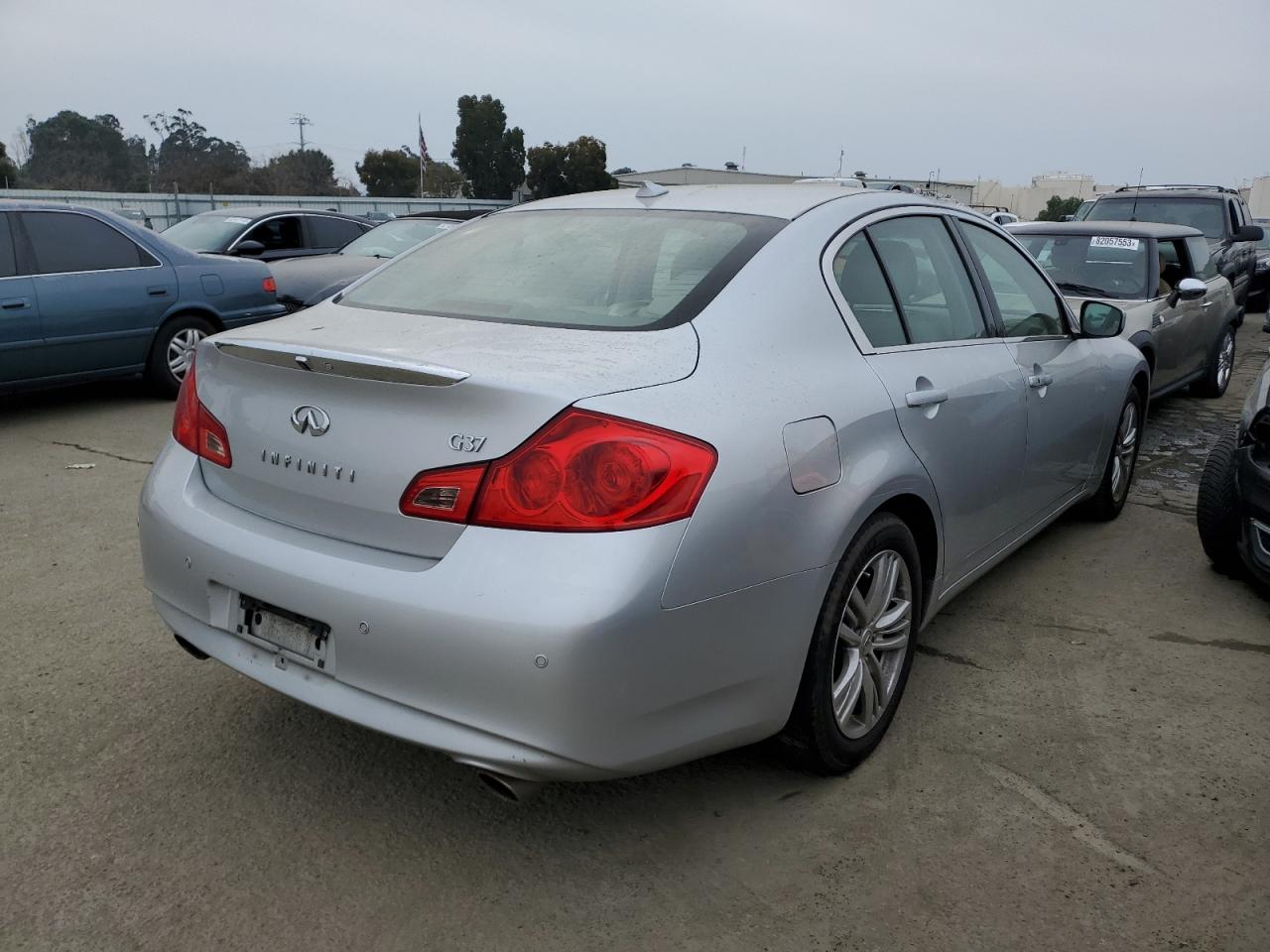 Изображение 3 2011 INFINITI G37 BASE 2011 с VIN JN1CV6AP3BM501007