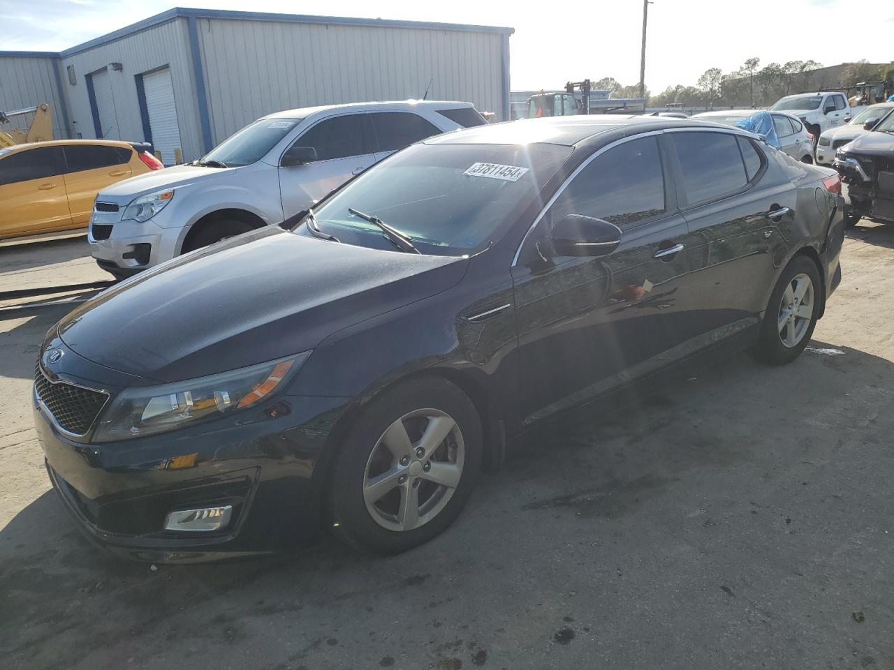 Изображение 1 2015 KIA OPTIMA LX 2015 с VIN 5XXGM4A79FG424094