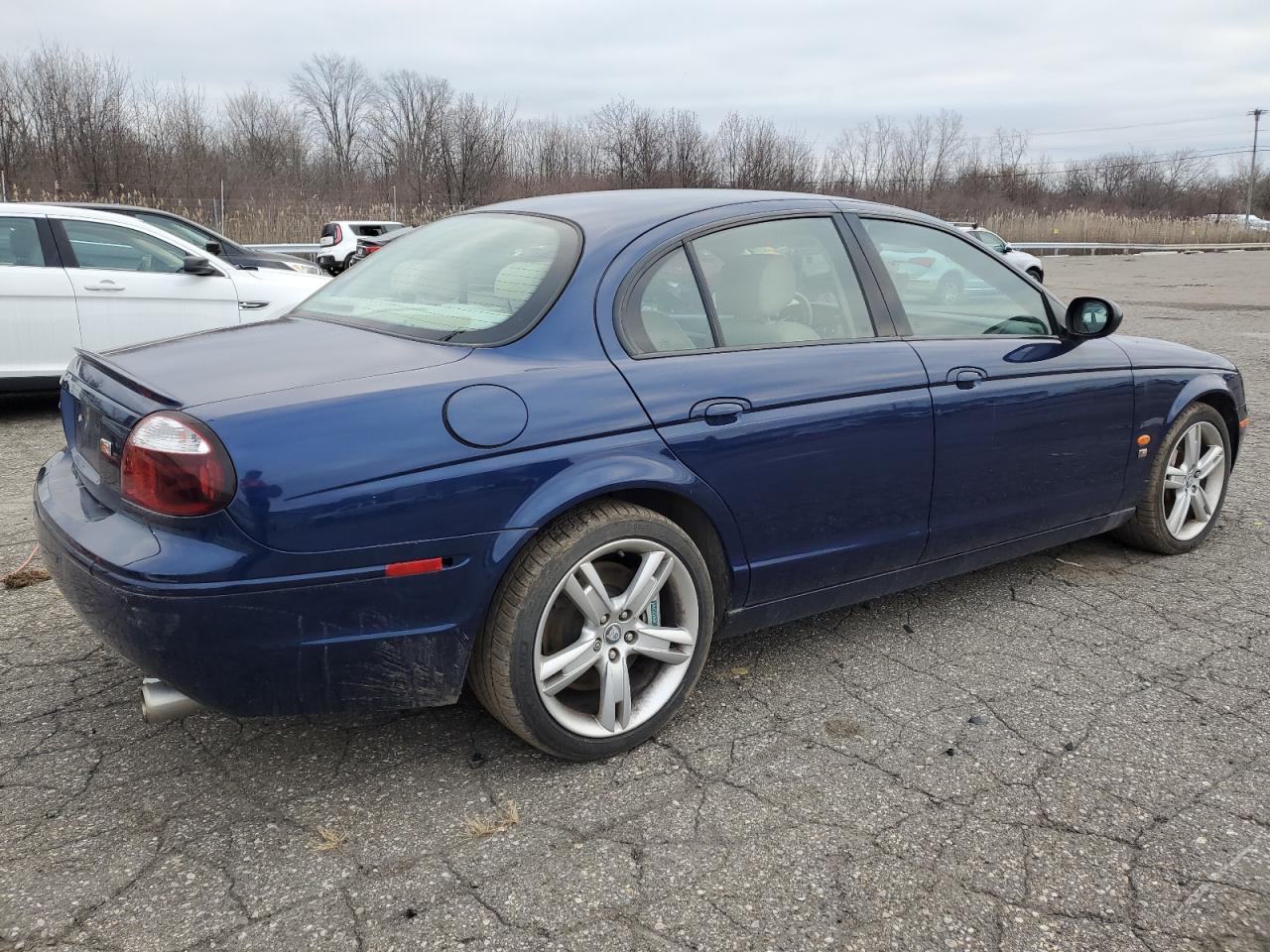 Obraz 3 z 2005 JAGUAR S-TYPE R 2005 z VIN SAJWA03V951N26712