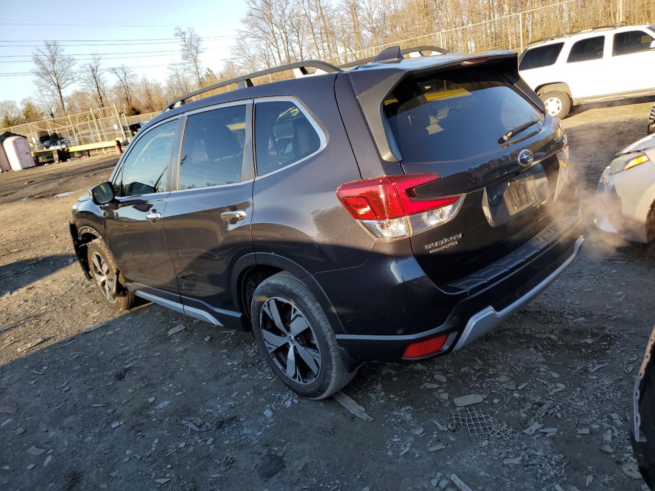 Obraz 2 z 2019 SUBARU FORESTER TOURING 2019 z VIN JF2SKAWC2KH482955