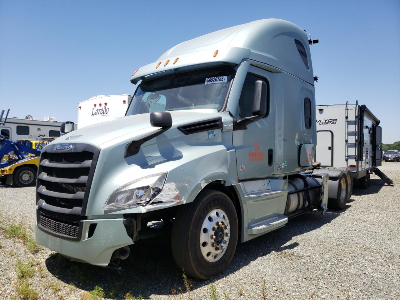 Obraz 2 z 2021 FREIGHTLINER CASCADIA 126  2021 z VIN 3AKJHHDR0MSMV7588