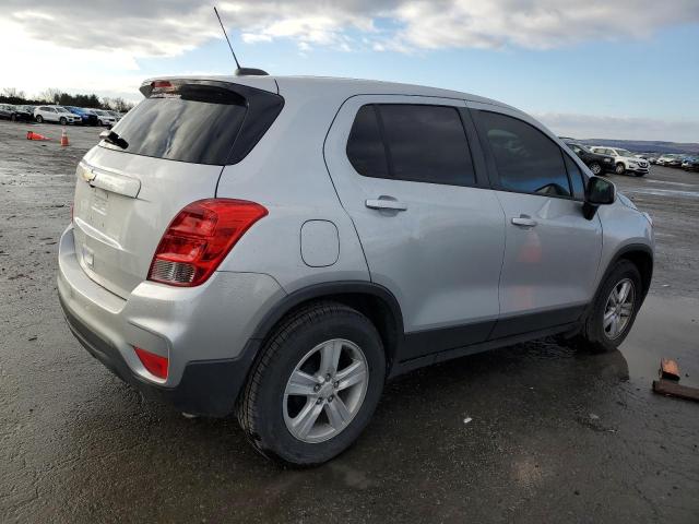 Image 3 of 2019 CHEVROLET TRAX LS 2019 with VIN 3GNCJKSB6KL262462