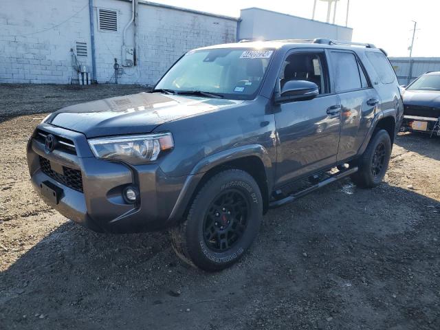 Image 1 of 2022 TOYOTA 4RUNNER SR5 2022 with VIN JTEFU5JR6N5271403