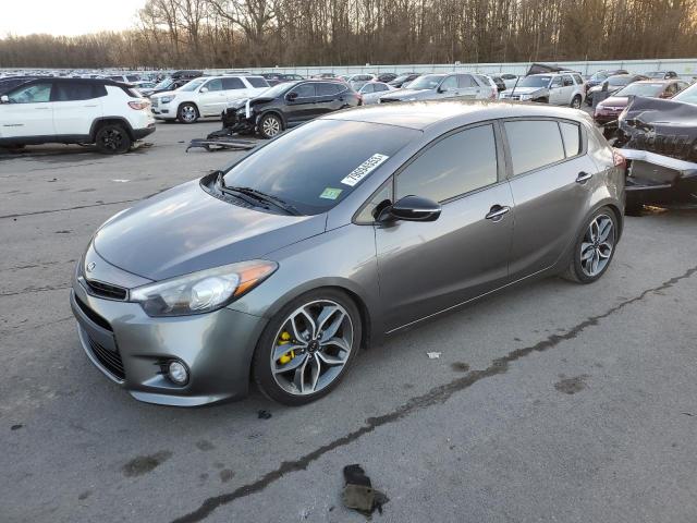 Image 1 of 2016 KIA FORTE SX 2016 with VIN KNAFZ5A31G5632344