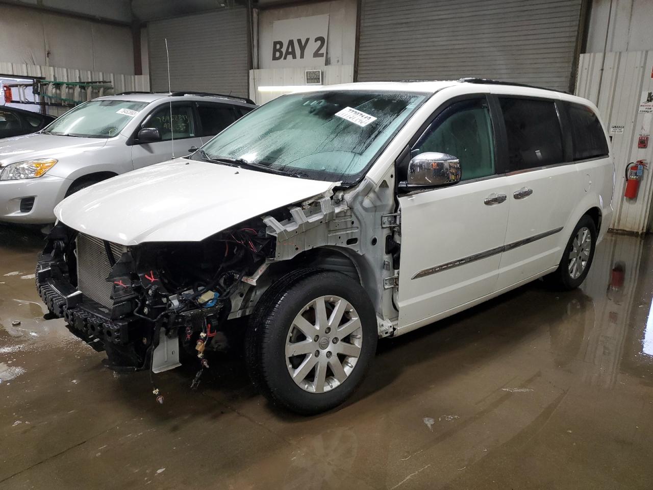 2012 CHRYSLER TOWN & COUNTRY TOURING L 2012 image