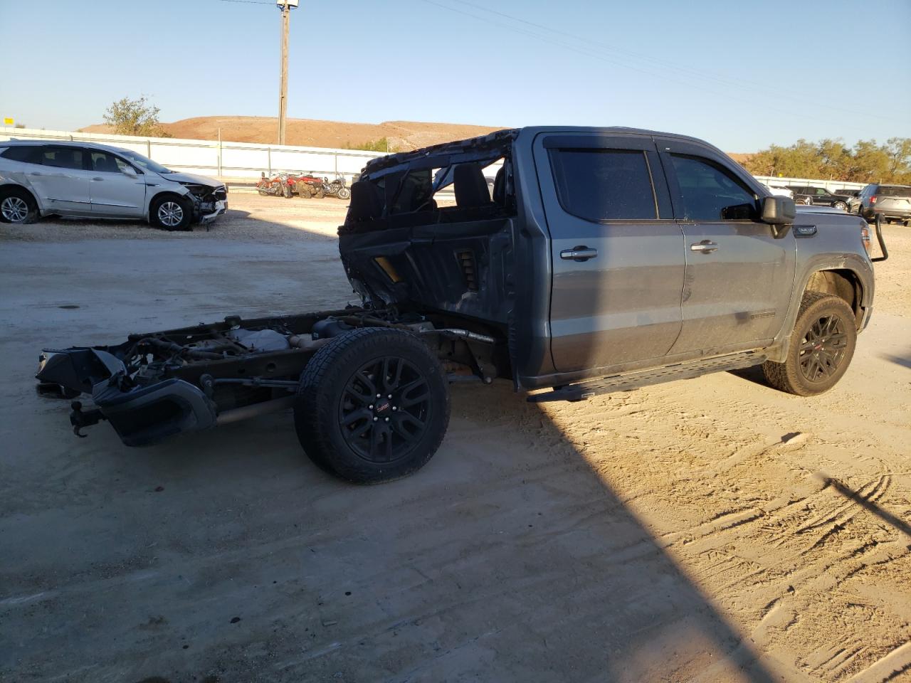 Изображение 3 2020 GMC SIERRA K1500 ELEVATION 2020 с VIN 3GTU9CED8LG412588