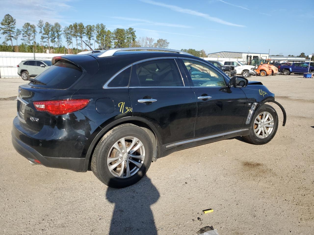 Obraz 3 z 2015 INFINITI QX70  2015 z VIN JN8CS1MUXFM381517