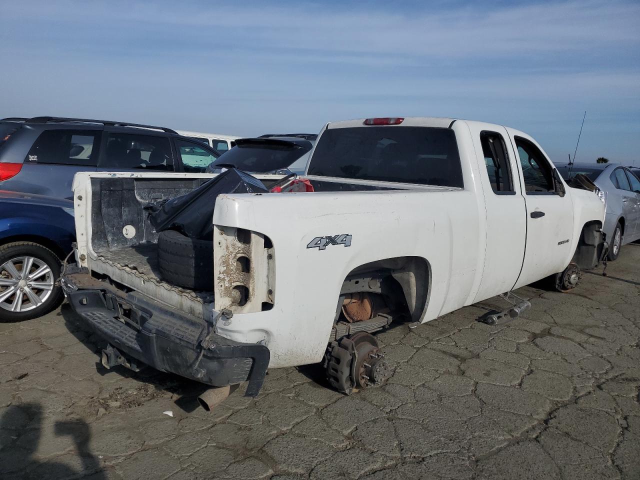Image 3 of 2012 CHEVROLET SILVERADO K2500 HEAVY DUTY 2012 with VIN 1GC2KVCG3CZ290873