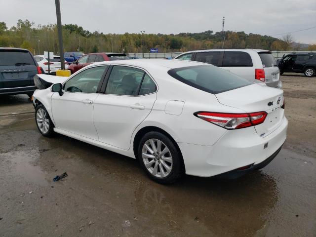 Изображение 2 2018 TOYOTA CAMRY L 2018 с VIN 4T1B11HK2JU090890