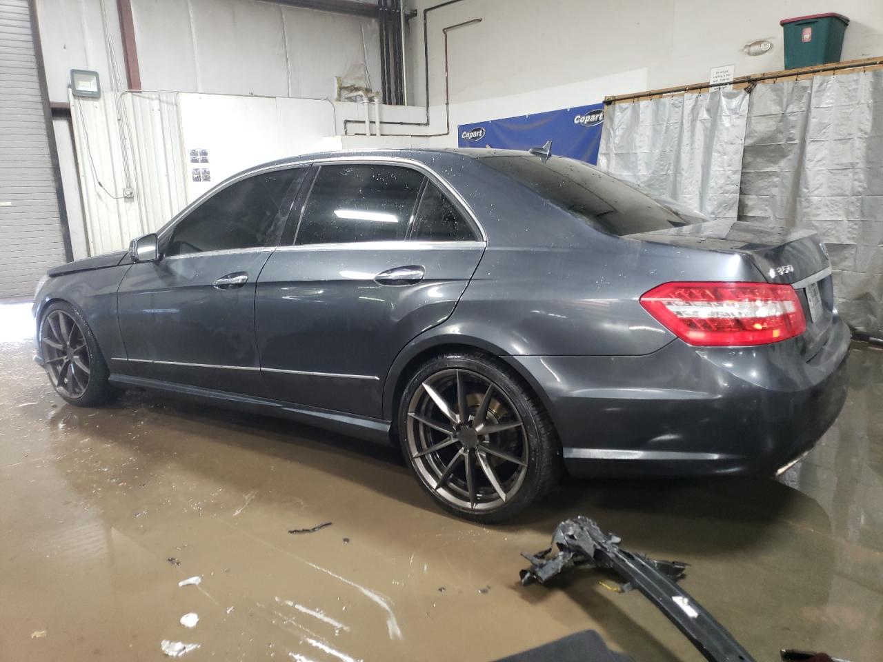 Obraz 2 z 2010 MERCEDES-BENZ E 350 4MATIC 2010 z VIN WDDHF8HB8AA073236