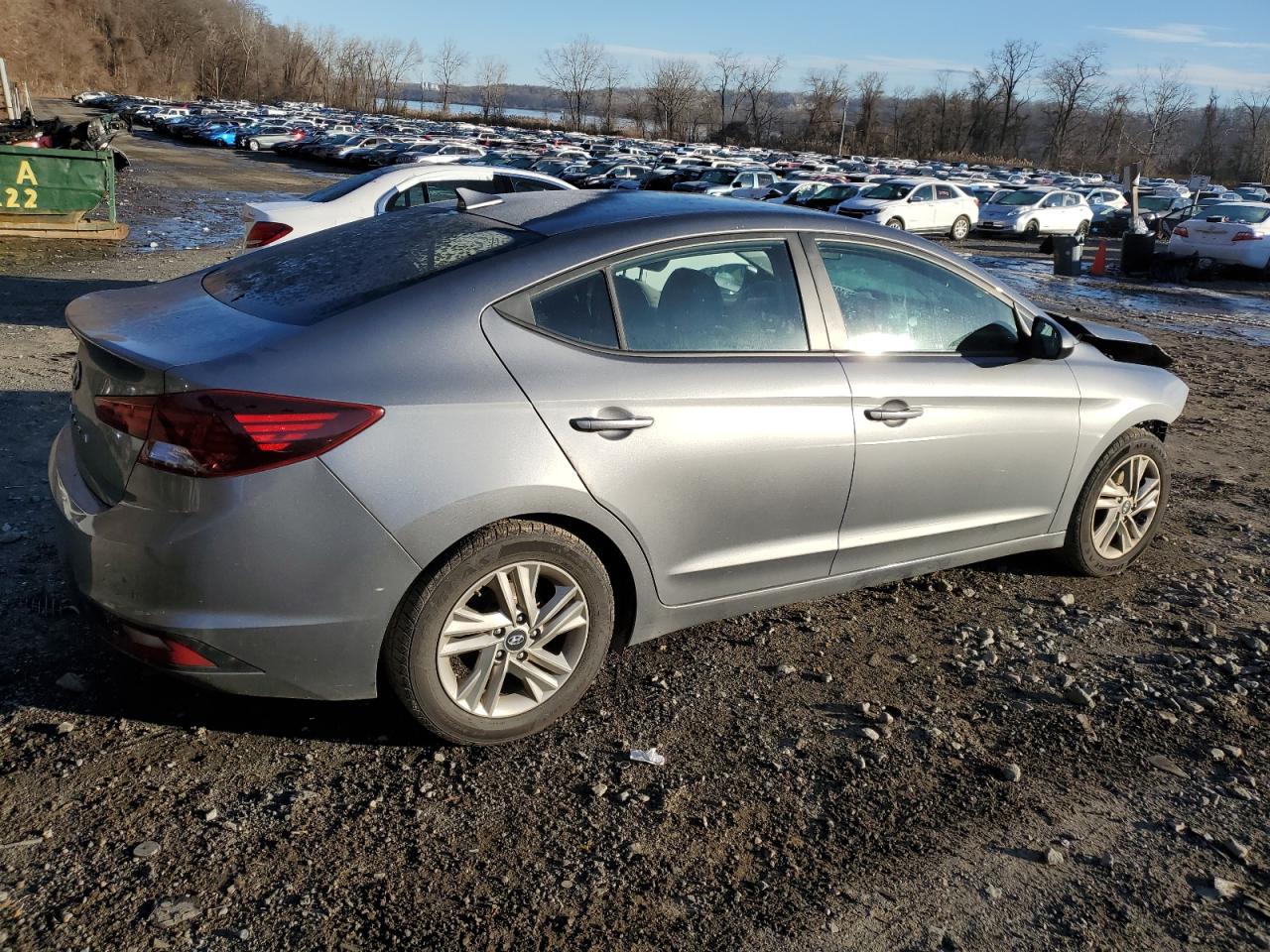 Image 3 of 2019 HYUNDAI ELANTRA SEL 2019 with VIN 5NPD84LF8KH493062