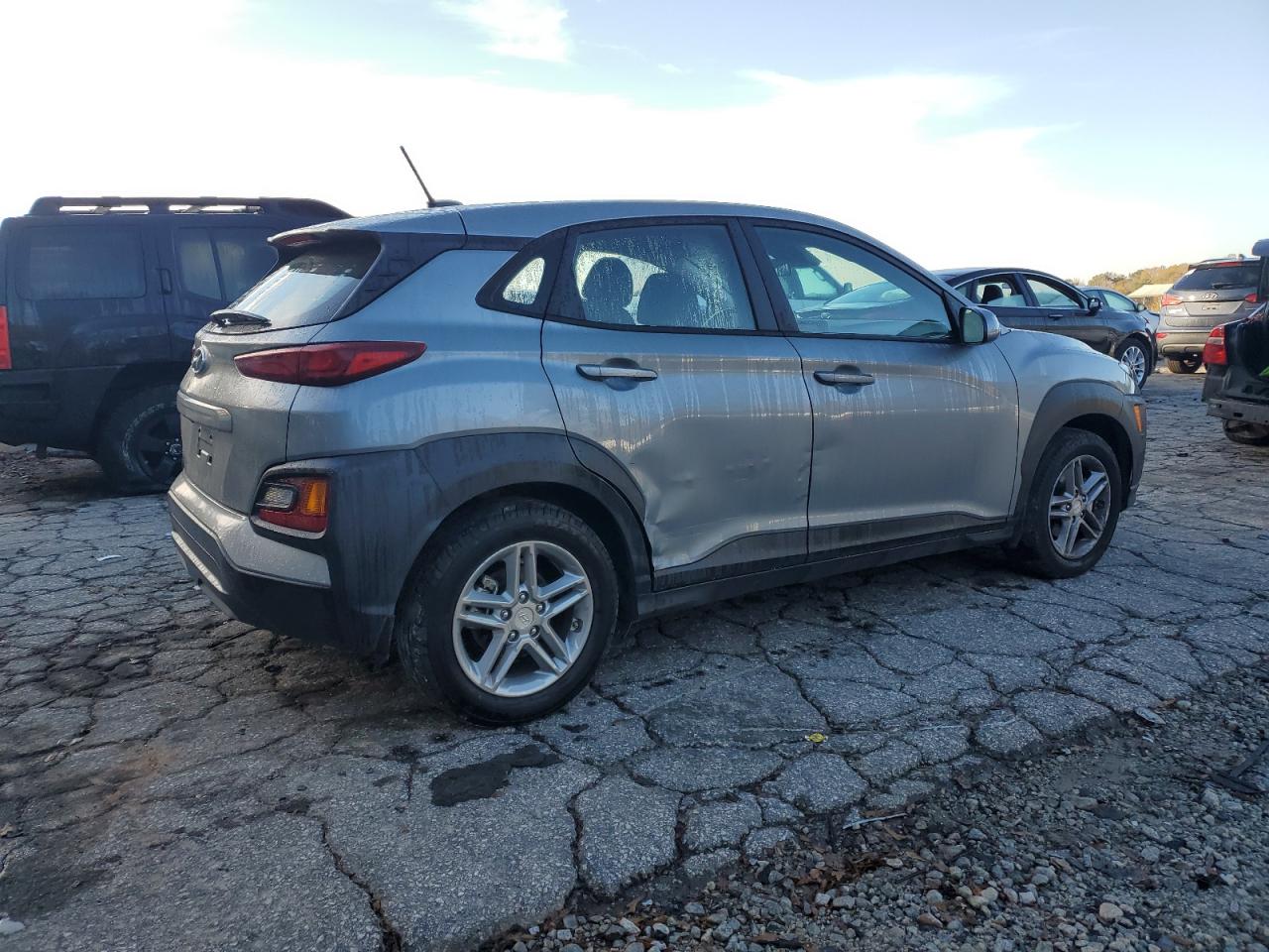 Изображение 3 2020 HYUNDAI KONA SE 2020 с VIN KM8K12AA0LU519941